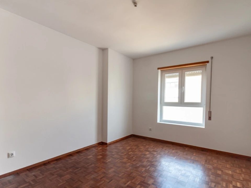 Apartamento T4 para Venda em Sé Nova, Santa Cruz, Almedina e São Bartolomeu Foto 30