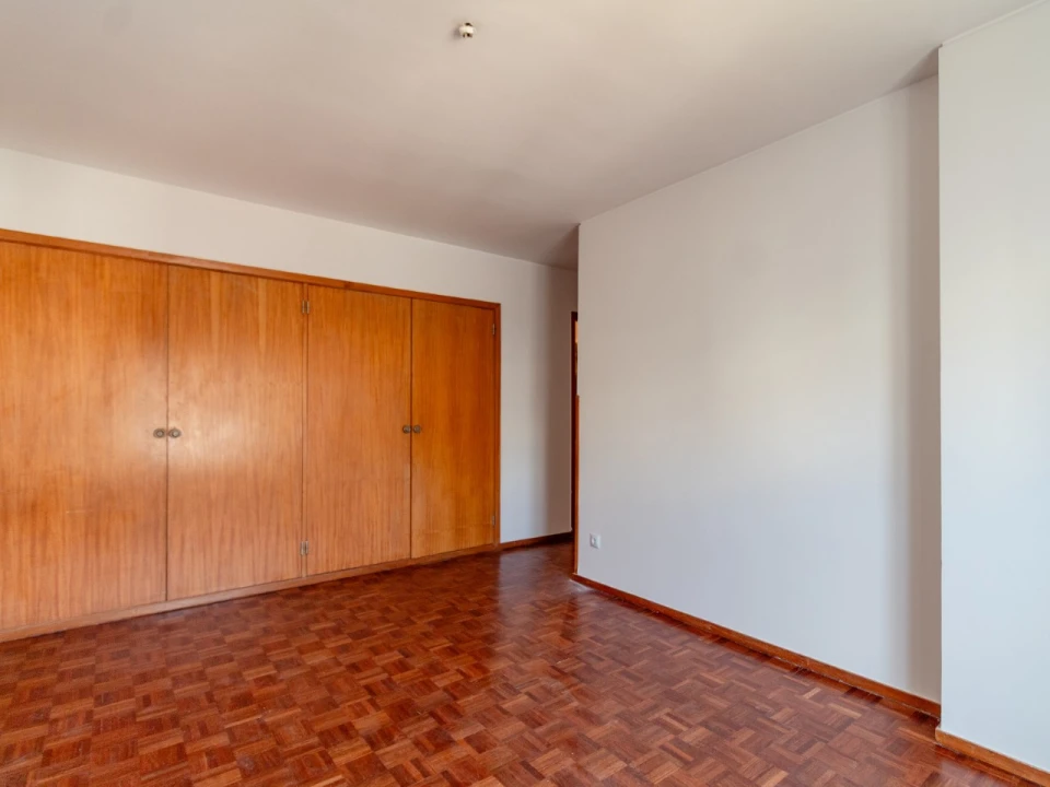 Apartamento T4 para Venda em Sé Nova, Santa Cruz, Almedina e São Bartolomeu Foto 4