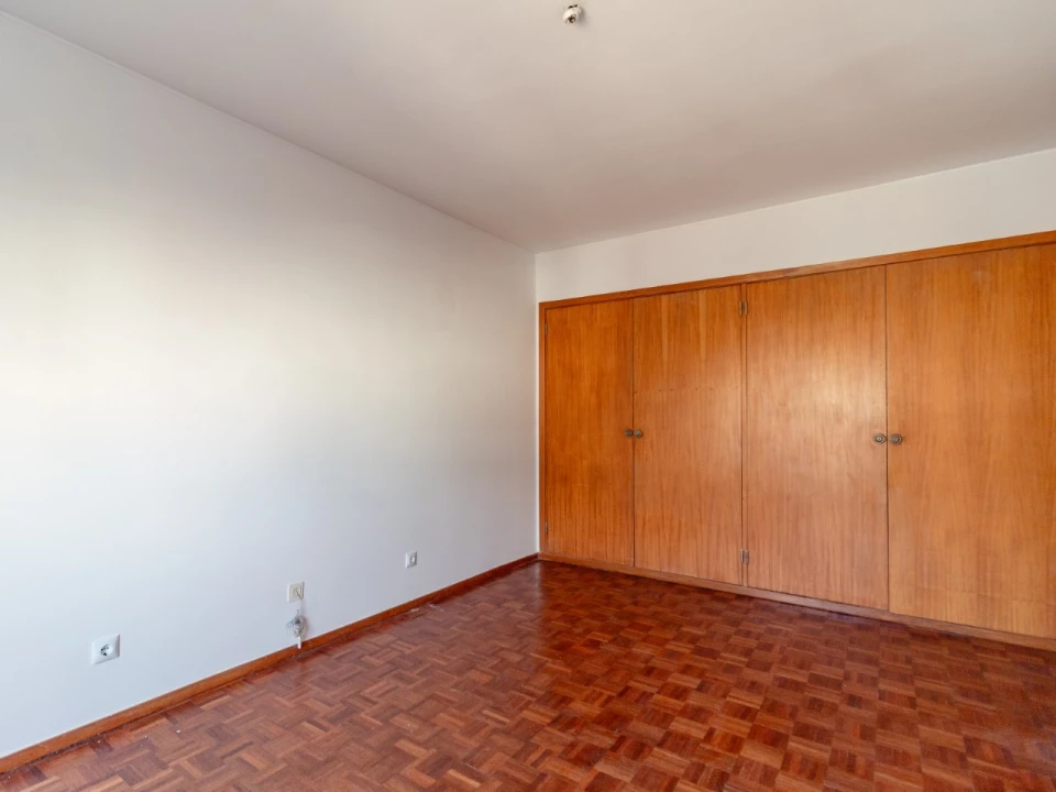 Apartamento T4 para Venda em Sé Nova, Santa Cruz, Almedina e São Bartolomeu Foto 15