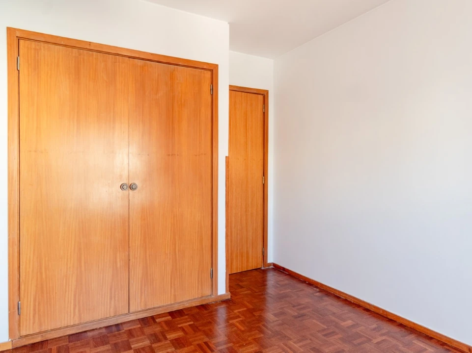Apartamento T4 para Venda em Sé Nova, Santa Cruz, Almedina e São Bartolomeu Foto 5