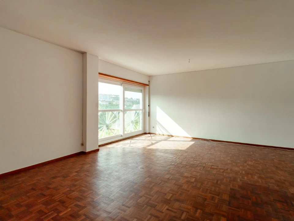 Apartamento T4 para Venda em Sé Nova, Santa Cruz, Almedina e São Bartolomeu Foto 2