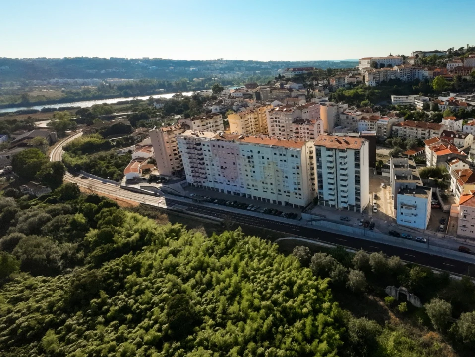 Apartamento T4 para Venda em Sé Nova, Santa Cruz, Almedina e São Bartolomeu Foto 33