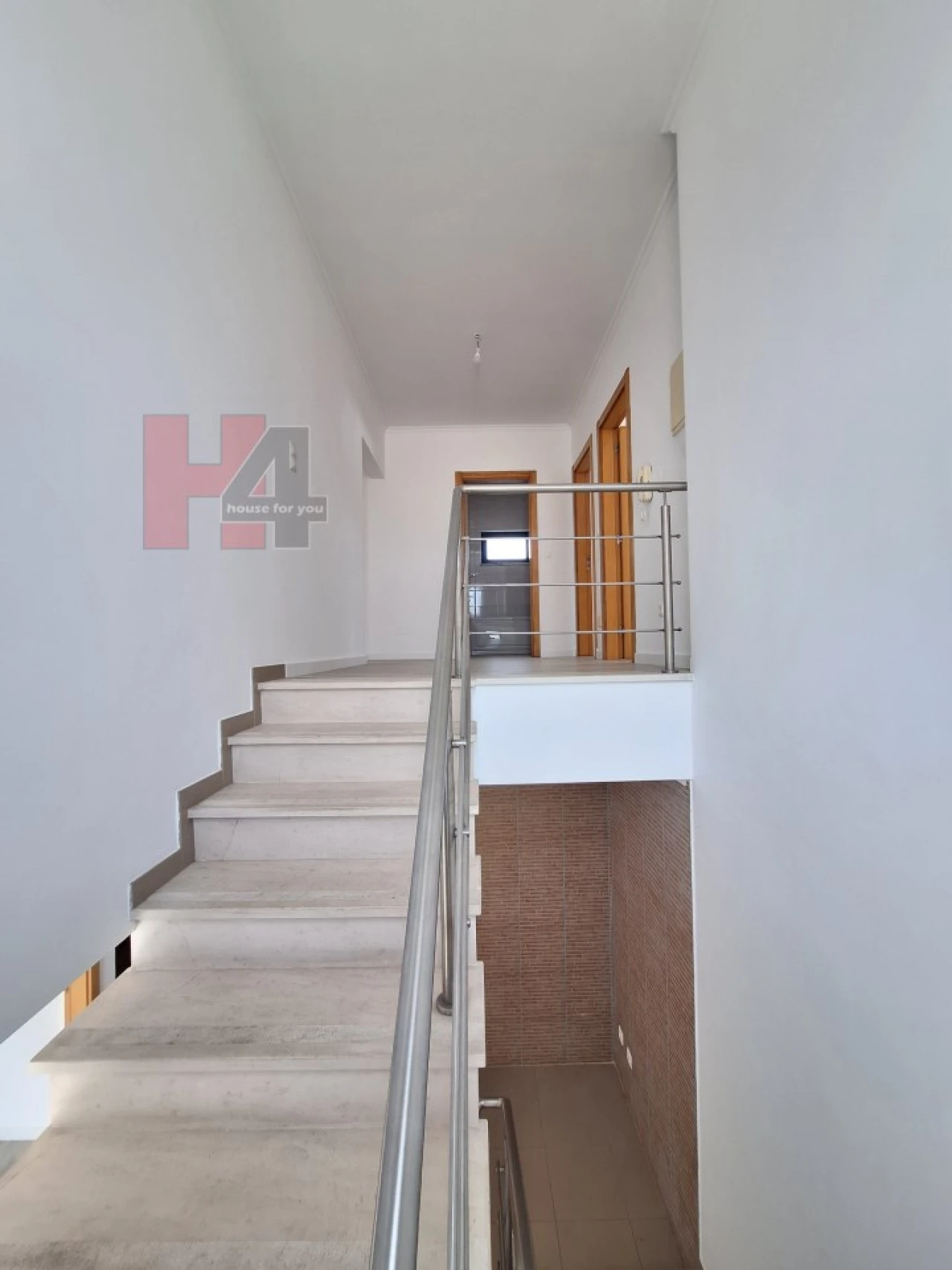 Moradia T5 para Venda em Laranjeiro e Feijó Foto 17