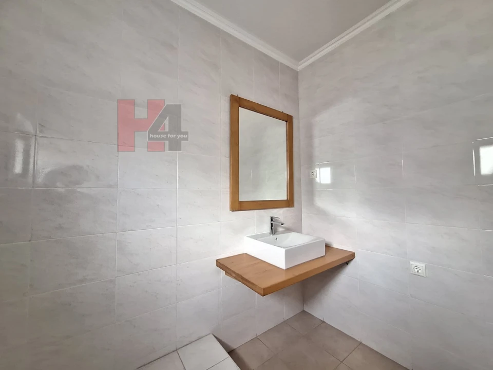 Moradia T5 para Venda em Laranjeiro e Feijó Foto 30