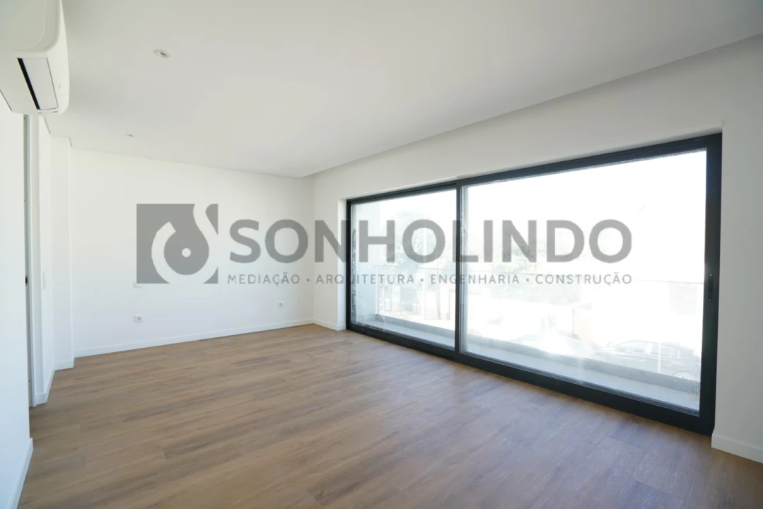 Moradia T3 para Venda em Cidade da Maia Foto 19