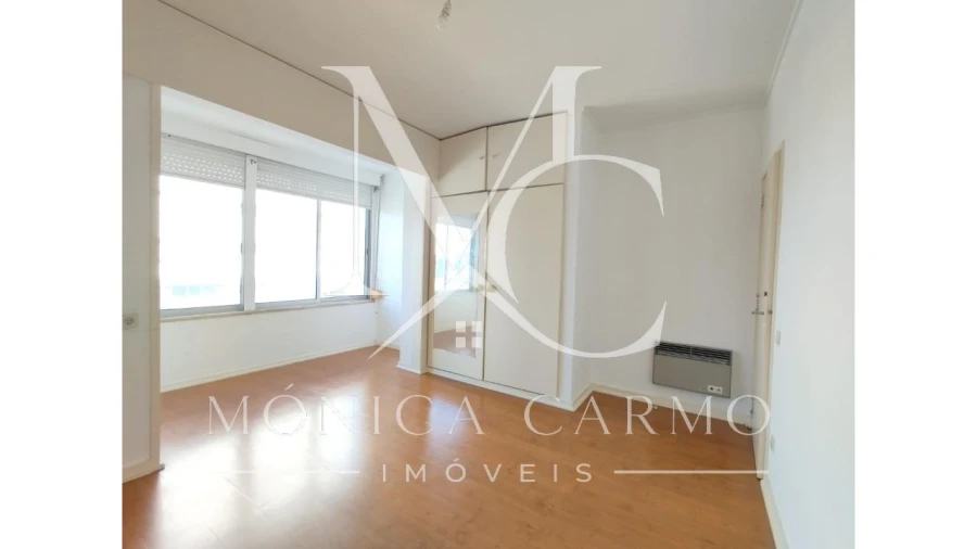 Apartamento T2 para Arrendamento em Oeiras e São Julião da Barra, Paço de Arcos e Caxias Foto 8