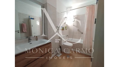 Apartamento T2 para Venda em Cacém e São Marcos