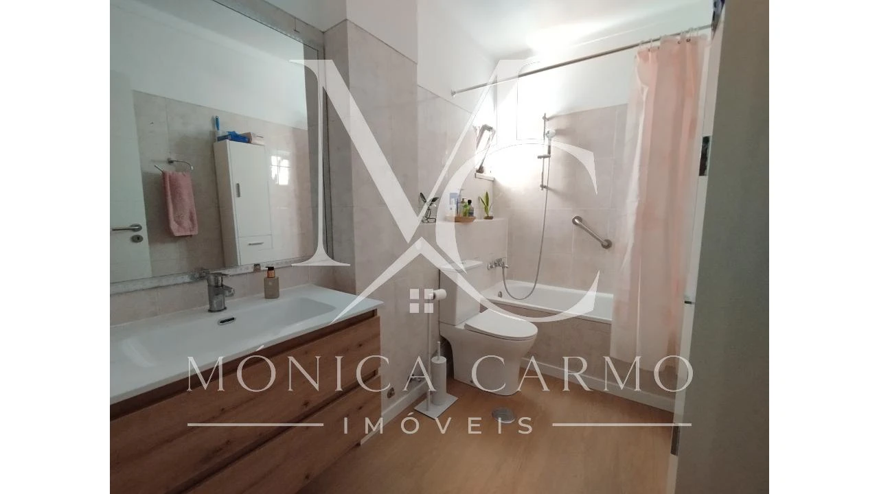 Apartamento T2 para Venda em Cacém e São Marcos Foto 4
