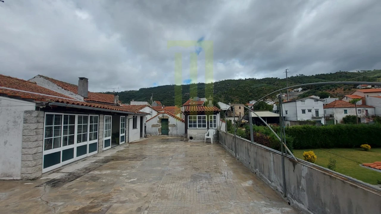 Moradia T6 para Venda em Sandomil Foto 32