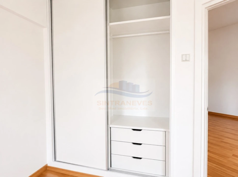 Apartamento T1 para Venda em Venteira Foto 5