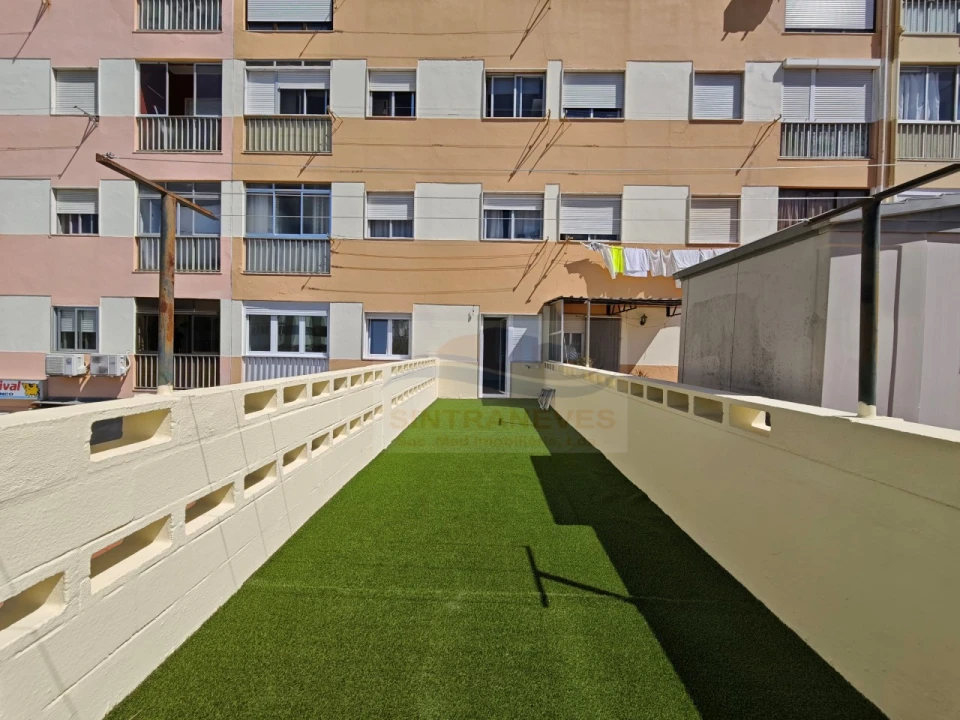 Apartamento T3 para Venda em Massamá e Monte Abraão Foto 3