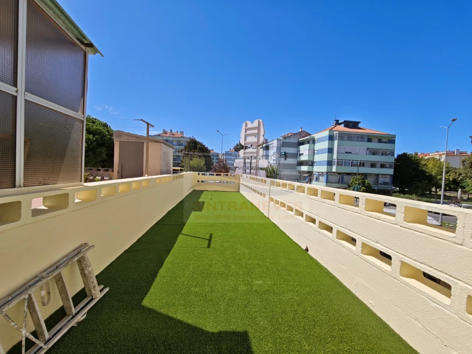 Apartamento T3 para Venda em Massamá e Monte Abraão Foto 4