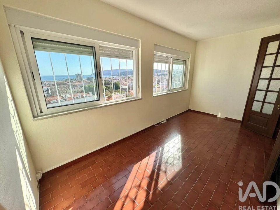 Apartamento T2 para Venda em Setubal (São Sebastião) Foto 3