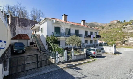 Moradia T3 para Venda em Covilhã e Canhoso