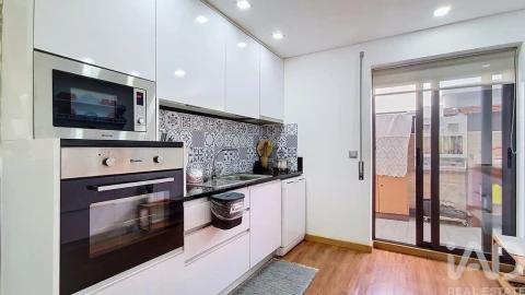 Apartamento T3 para Venda em Ovar, São João, Arada e São Vicente de Pereira Jusã
