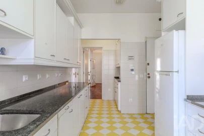 Apartamento T4 para Venda em Avenidas Novas