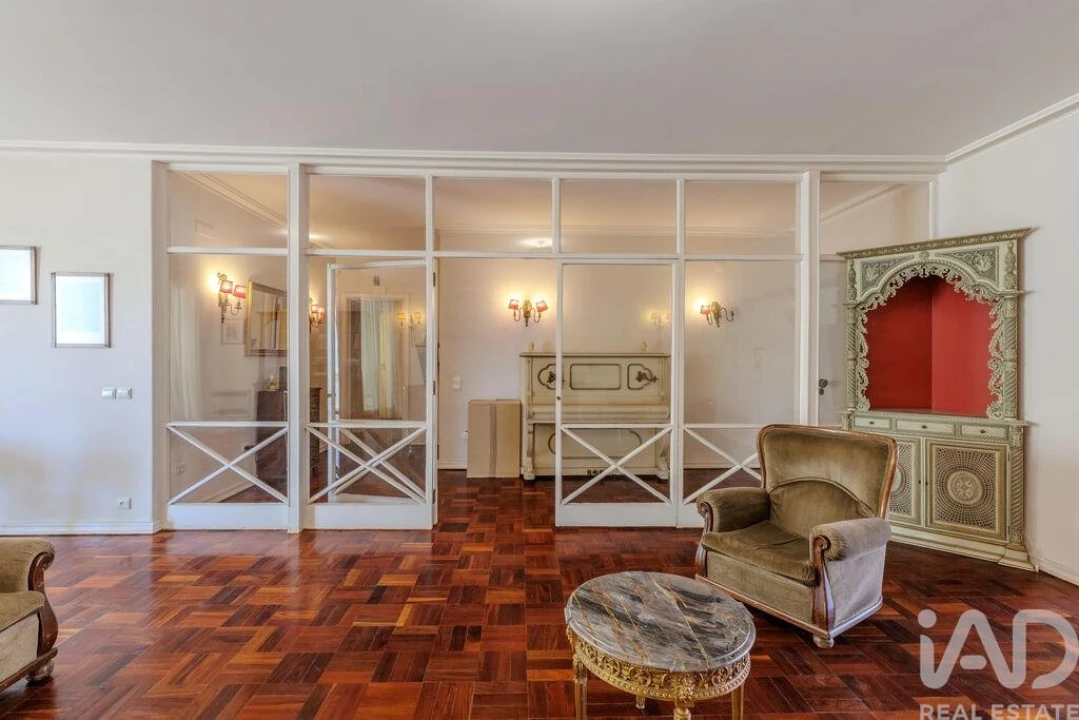 Apartamento T4 para Venda em Avenidas Novas Foto 5