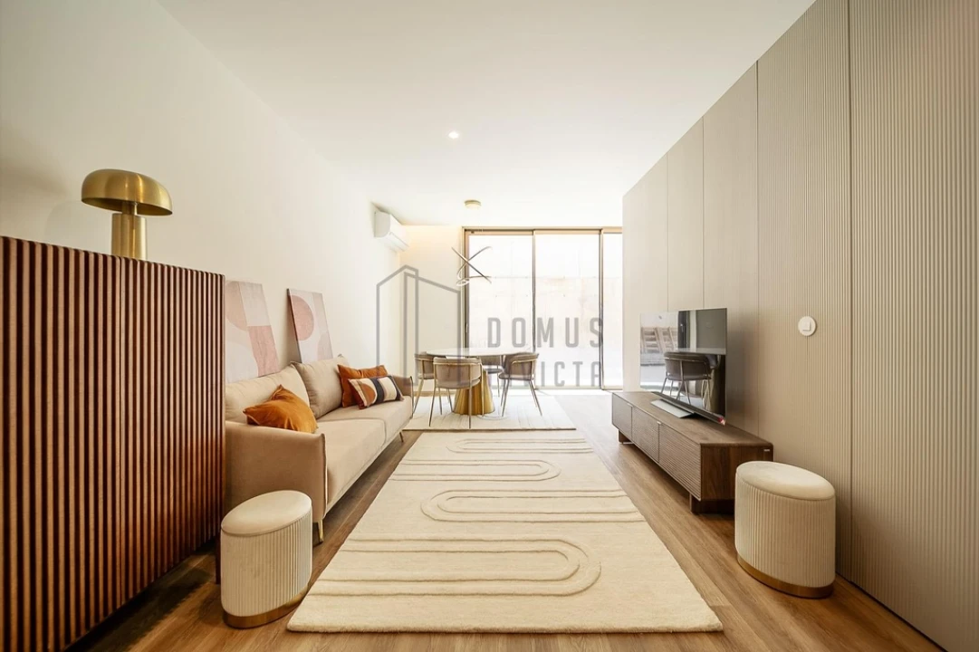 Apartamento T2 para Venda em Paranhos Foto 2