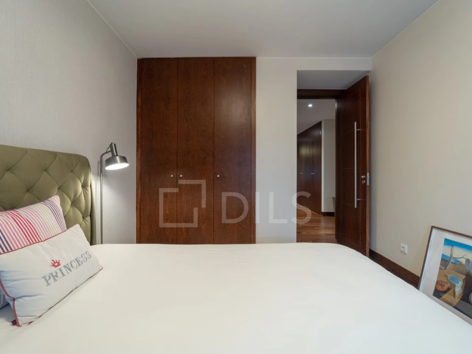 Apartamento T4 para Venda em Santa Marinha e São Pedro da Afurada Foto 17