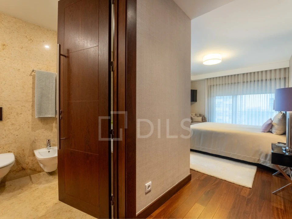 Apartamento T4 para Venda em Santa Marinha e São Pedro da Afurada Foto 21