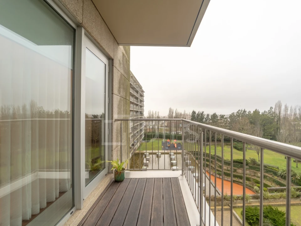 Apartamento T4 para Venda em Santa Marinha e São Pedro da Afurada Foto 5