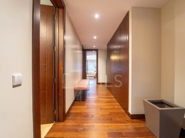 Apartamento T4 para Venda em Santa Marinha e São Pedro da Afurada