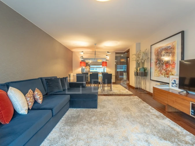 Apartamento T4 para Venda em Santa Marinha e São Pedro da Afurada Foto 4