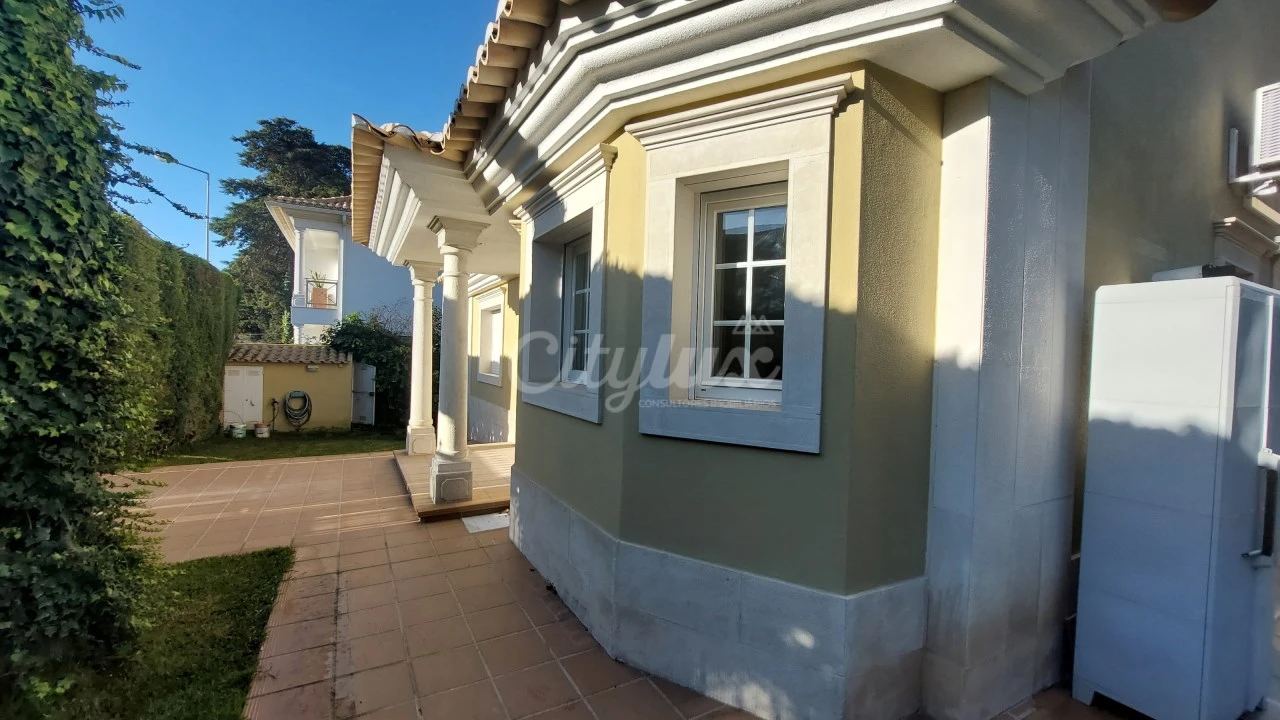 Moradia T5 para Arrendamento em Cascais e Estoril Foto 5