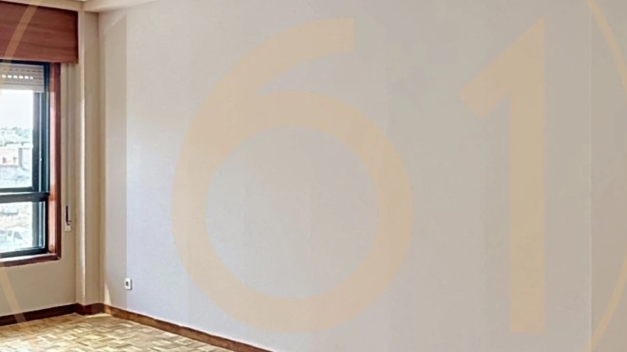 Apartamento T2 para Arrendamento em Pedrouços