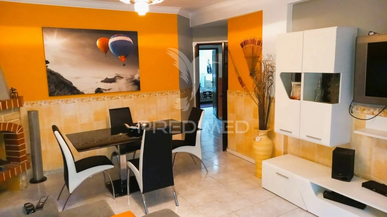 Apartamento T3 para Venda em Olhão Foto 3