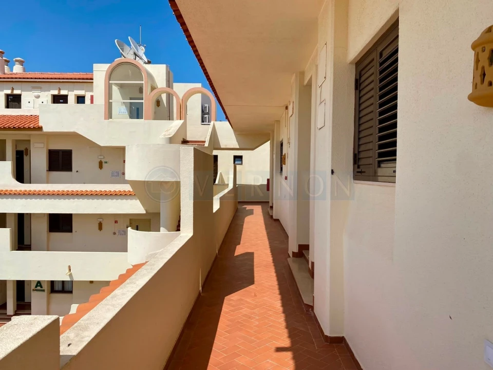 Apartamento T1 para Venda em Albufeira e Olhos de Água Foto 27
