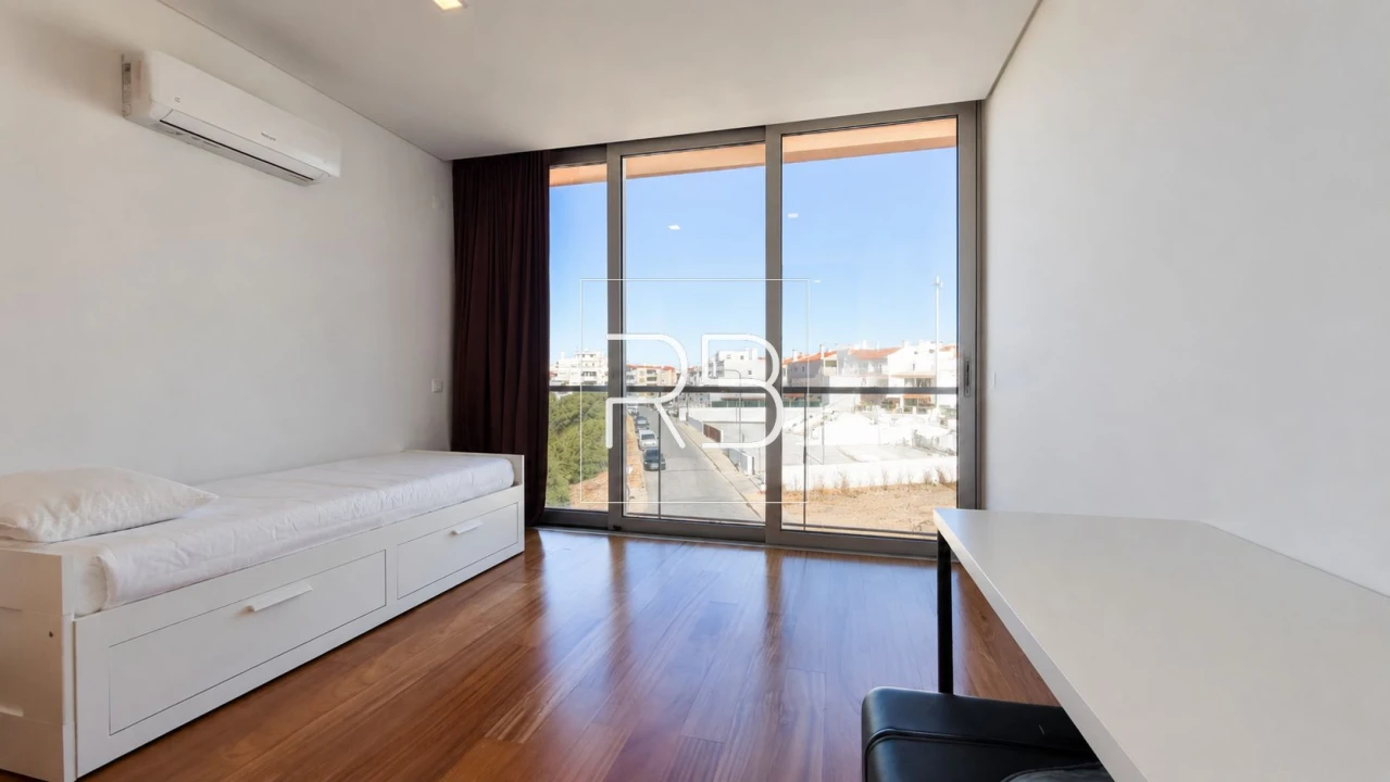 Apartamento T3 para Venda em Portimão Foto 17