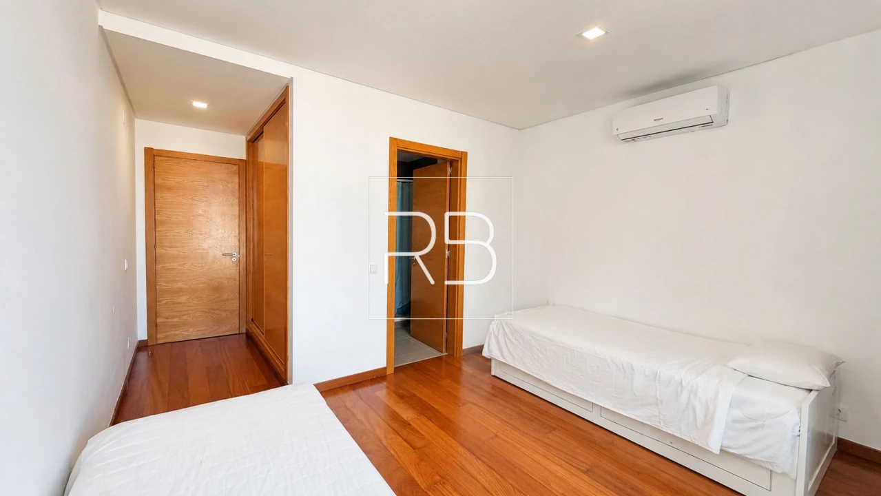 Apartamento T3 para Venda em Portimão Foto 20