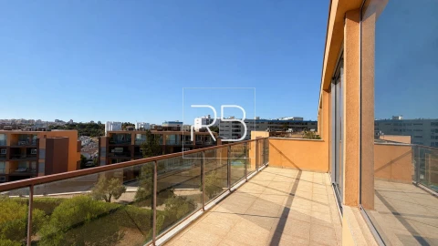 Apartamento T3 para Venda em Portimão