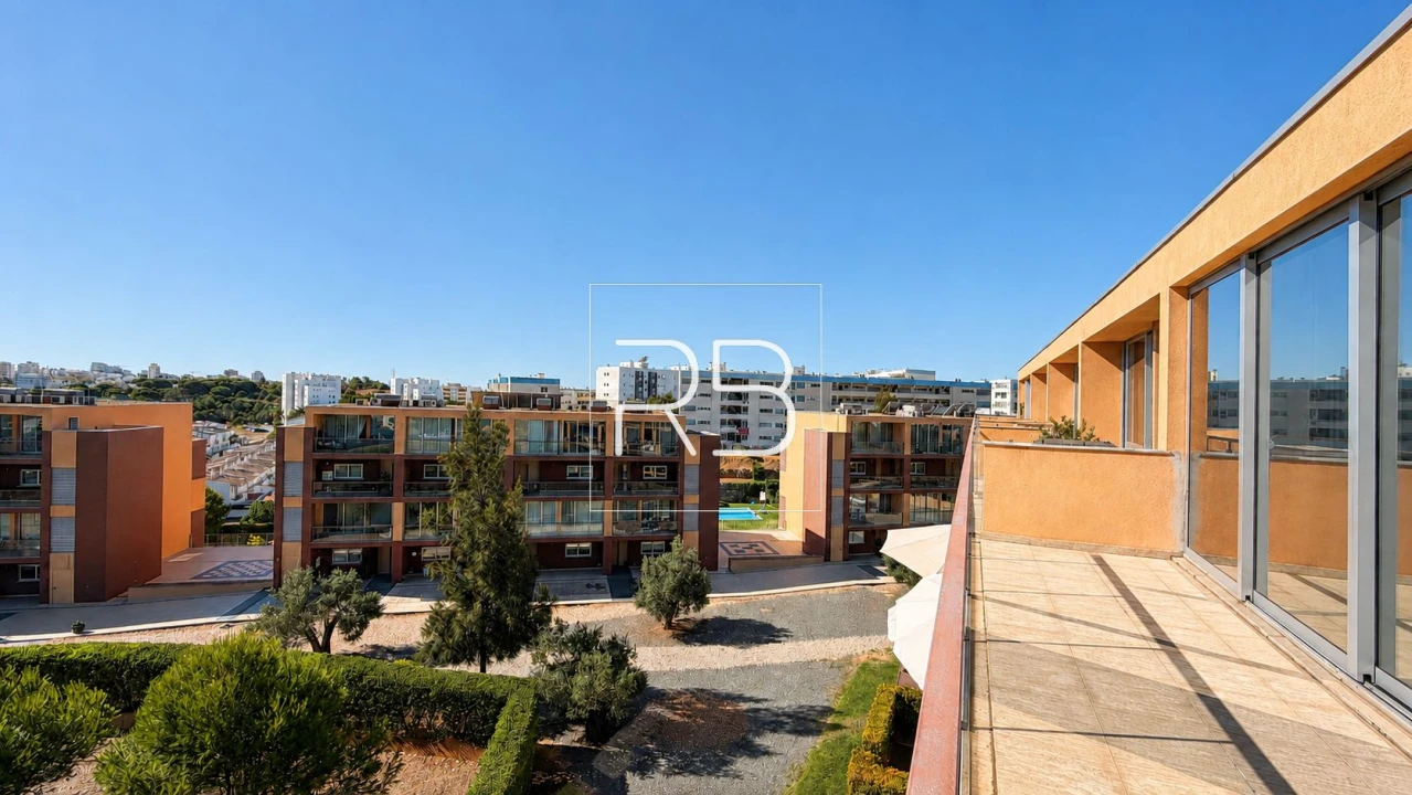 Apartamento T3 para Venda em Portimão Foto 16