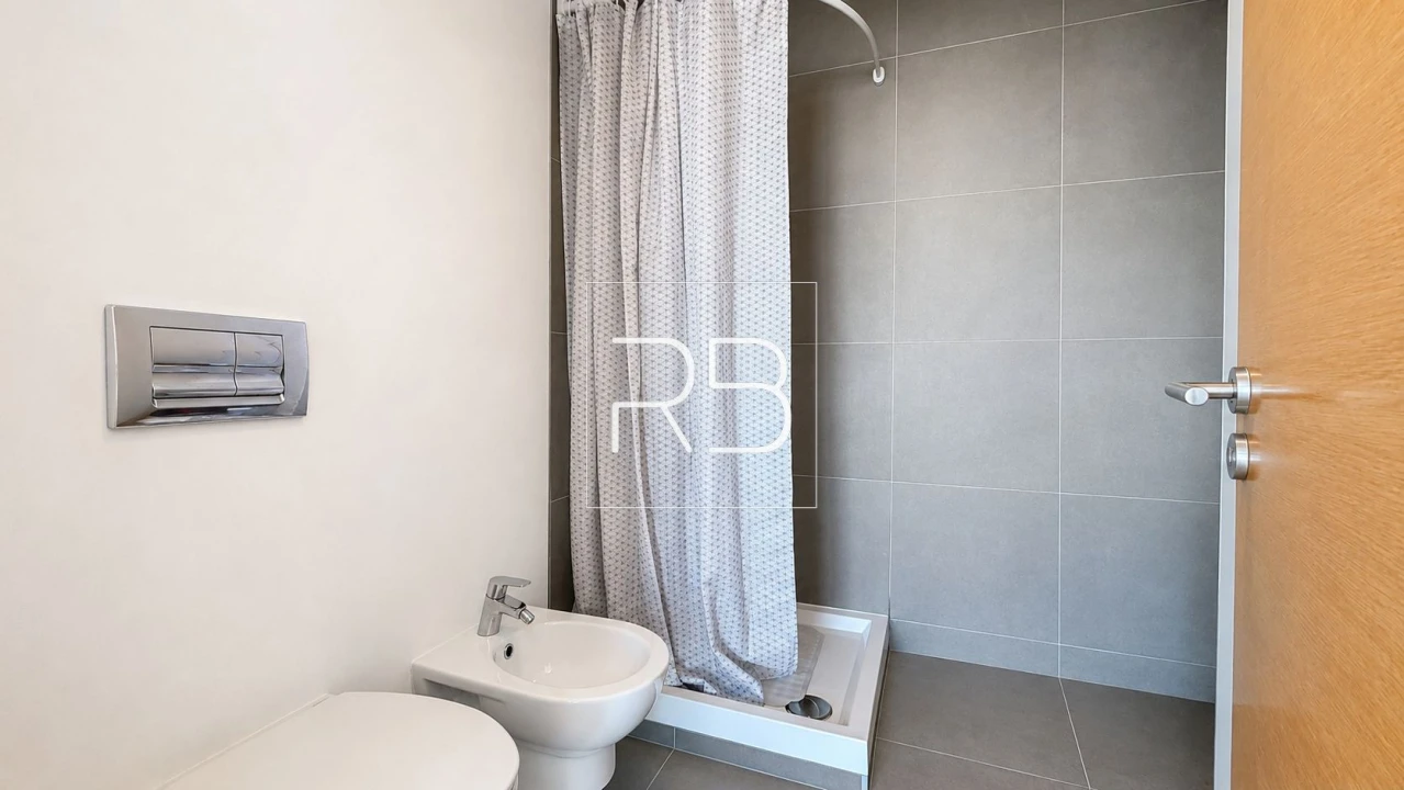 Apartamento T3 para Venda em Portimão Foto 19