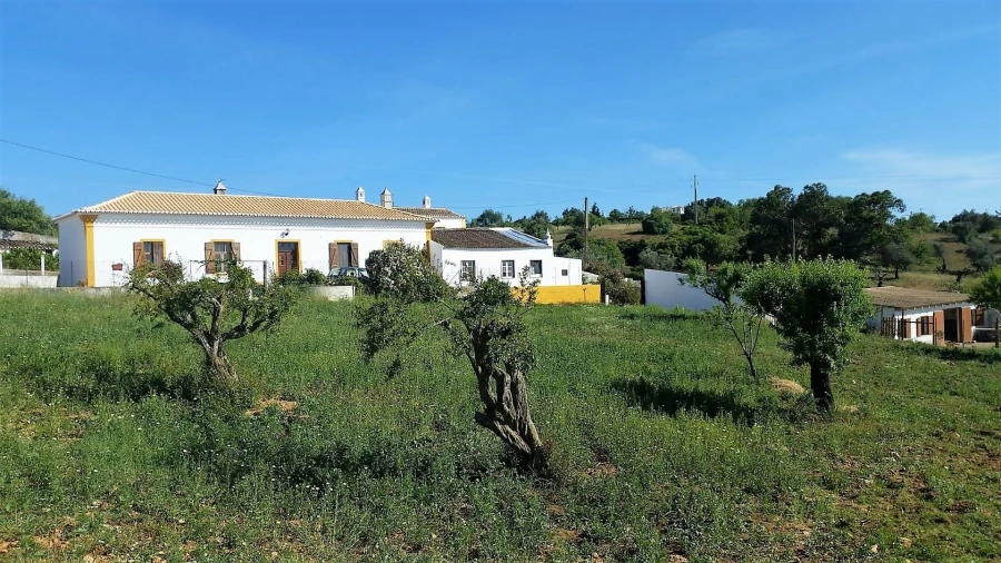 Quinta T4 para Venda em Estômbar e Parchal Foto 2