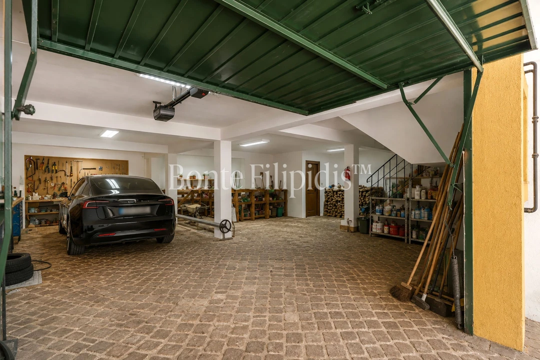 Moradia T6 para Venda em Loures Foto 35