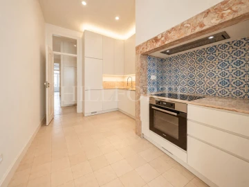 Apartamento T2 para Venda em Arroios