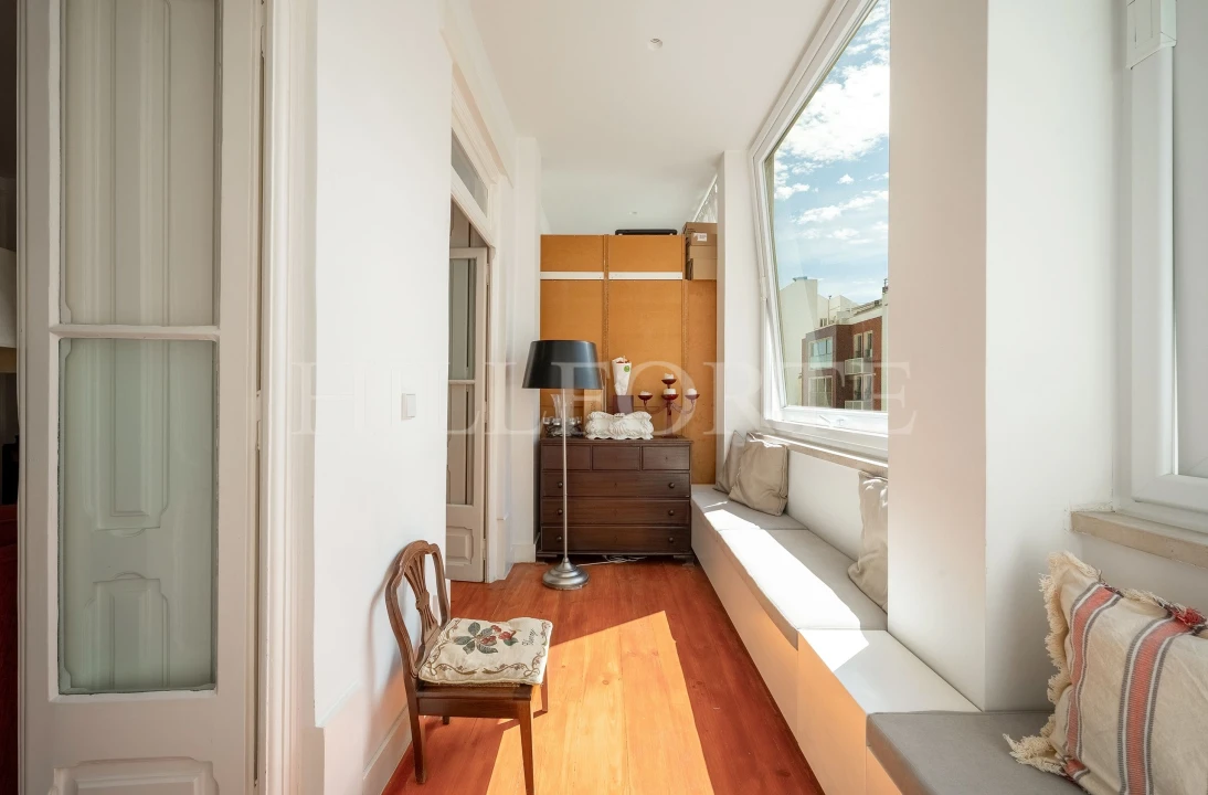 Apartamento T2 para Venda em Arroios Foto 9