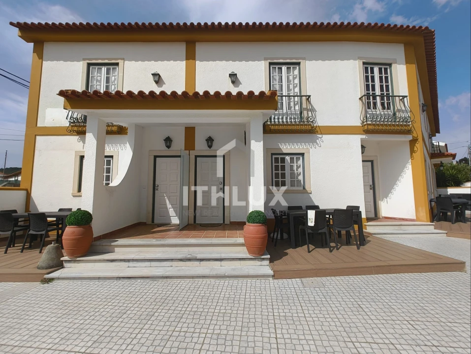Moradia T11 para Venda em Foz do Arelho Foto 4