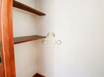 Apartamento T1 para Venda em Santa Iria de Azoia, São João da Talha e Bobadela