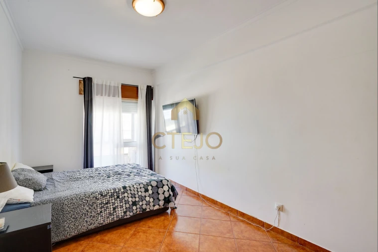 Apartamento T2 para Venda em Santa Iria de Azoia, São João da Talha e Bobadela Foto 20