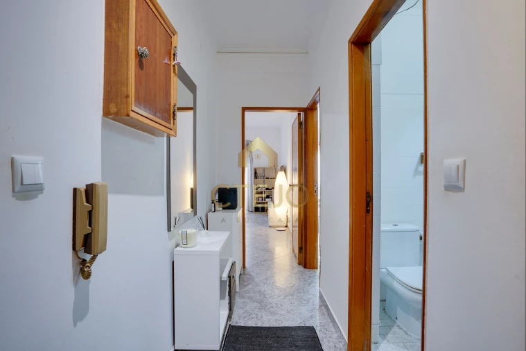 Apartamento T2 para Venda em Santa Iria de Azoia, São João da Talha e Bobadela Foto 13