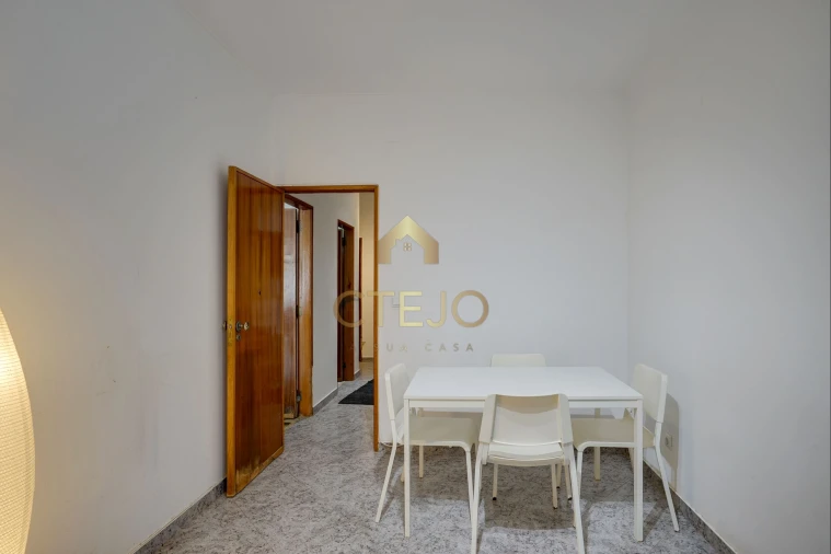 Apartamento T2 para Venda em Santa Iria de Azoia, São João da Talha e Bobadela Foto 6