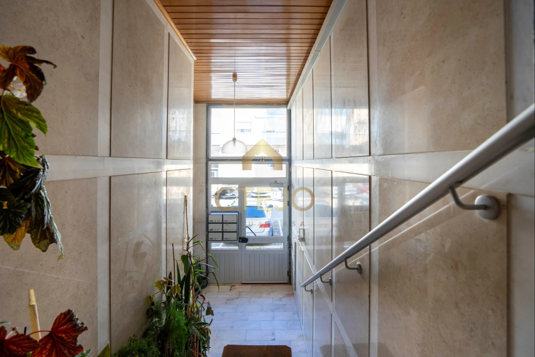 Apartamento T2 para Venda em Santa Iria de Azoia, São João da Talha e Bobadela Foto 25