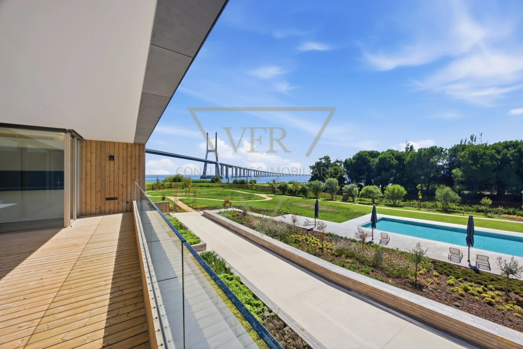Apartamento T3 para Venda em Parque das Nações Foto 23