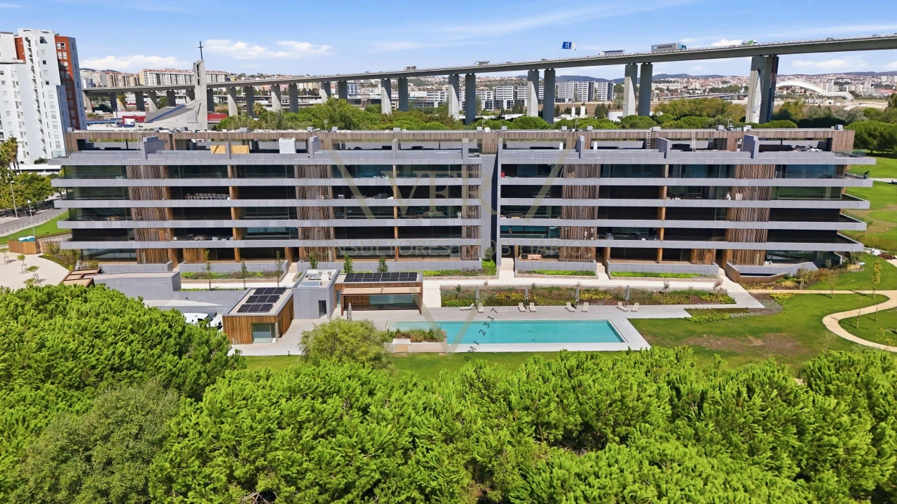 Apartamento T3 para Venda em Parque das Nações Foto 32