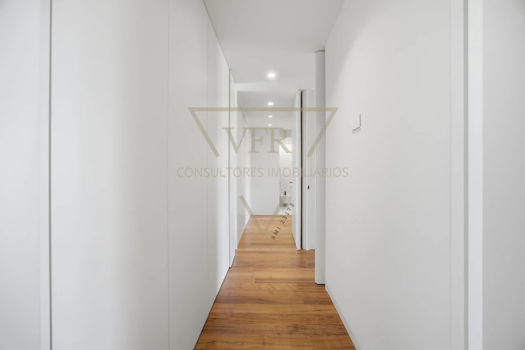 Apartamento T3 para Venda em Parque das Nações Foto 22
