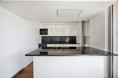 Apartamento T3 para Venda em Parque das Nações